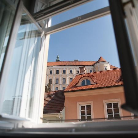 Penzion Husa Mikulov Esterno foto